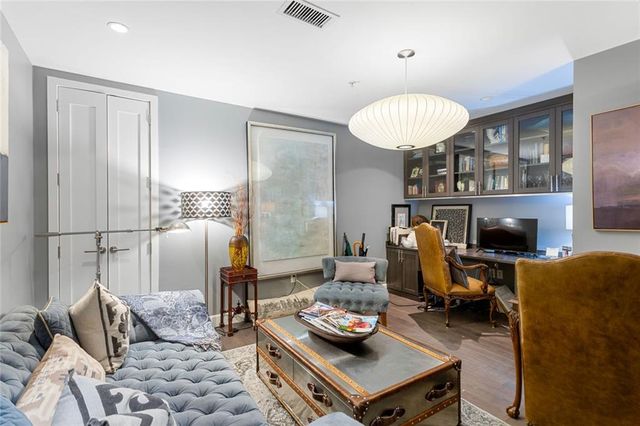 1820 Peachtree NW Road 402, Atlanta, GA 30309