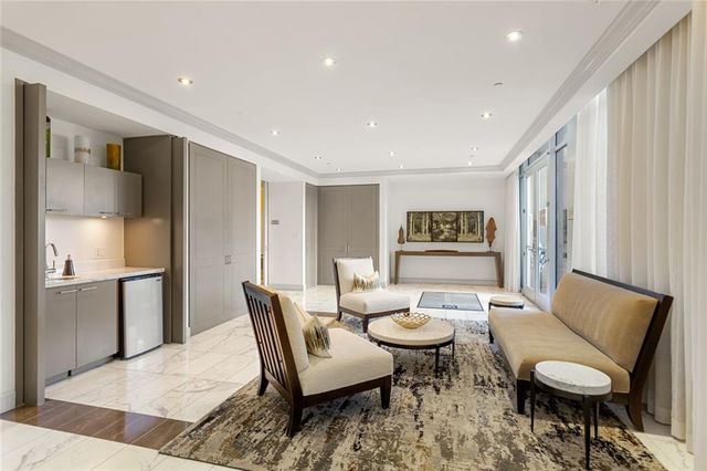 1820 Peachtree NW Road 402, Atlanta, GA 30309