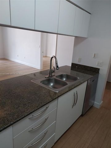 1200 N Brickell Bay Dr 1918, Miami, FL 33131