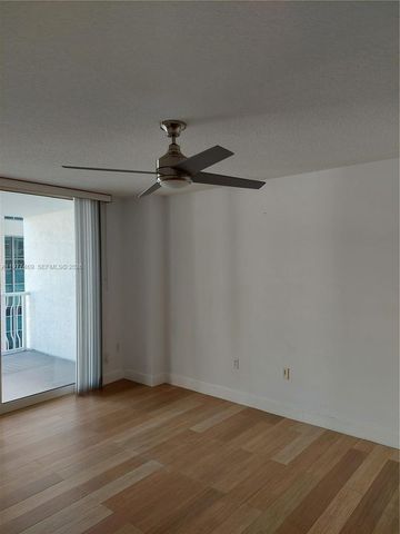 1200 N Brickell Bay Dr 1918, Miami, FL 33131