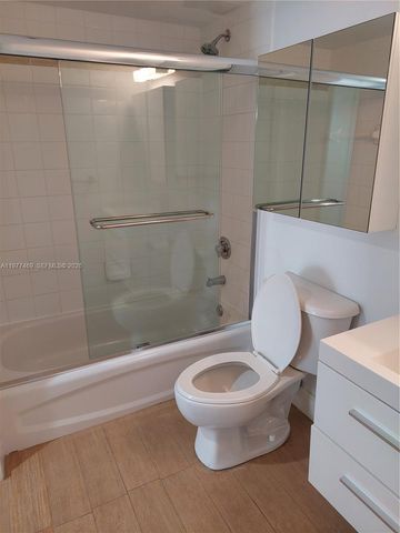 1200 N Brickell Bay Dr 1918, Miami, FL 33131