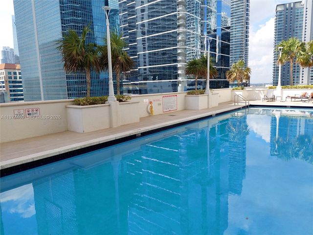 1200 N Brickell Bay Dr 1918, Miami, FL 33131