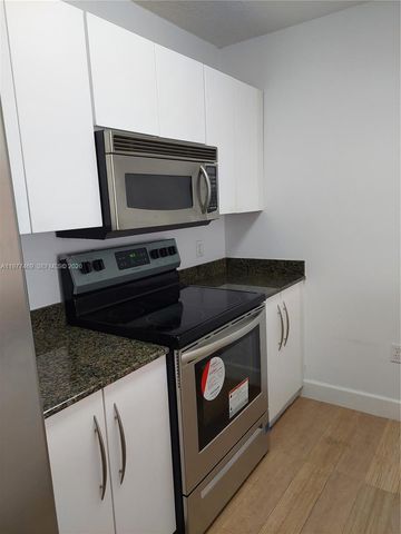 1200 N Brickell Bay Dr 1918, Miami, FL 33131