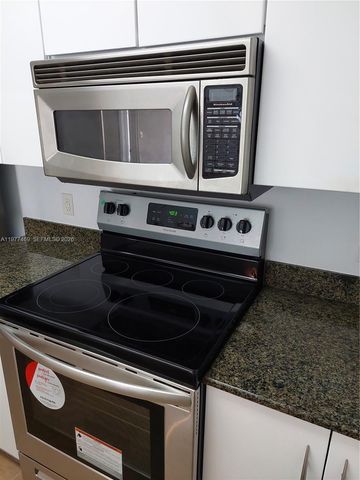 1200 N Brickell Bay Dr 1918, Miami, FL 33131