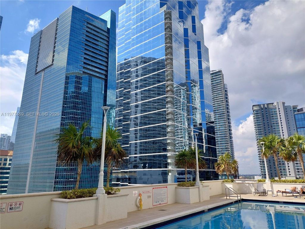1200 N Brickell Bay Dr 1918, Miami, FL 33131