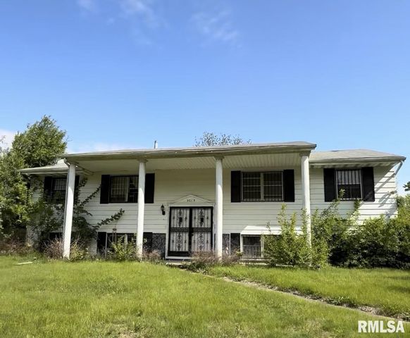 3013 W WESTPORT Road, Peoria, IL 61615