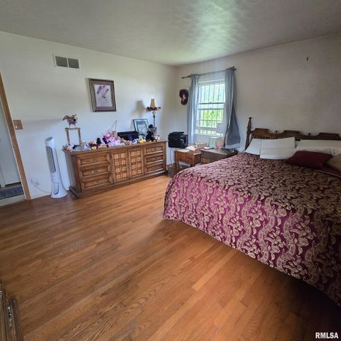 3013 W WESTPORT Road, Peoria, IL 61615