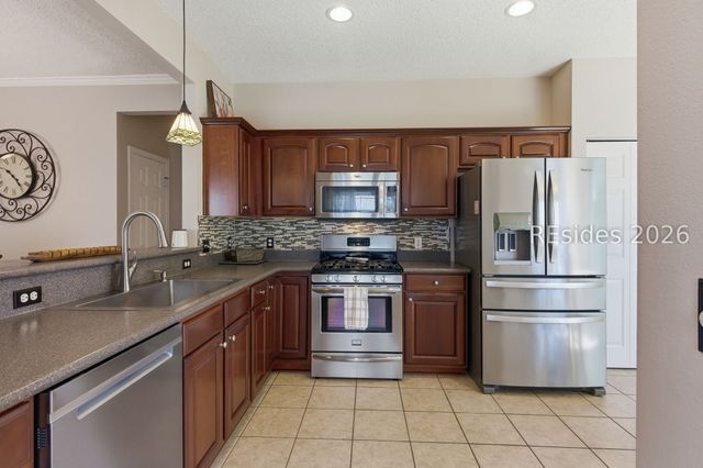 39 Basket Walk Dr, Bluffton, SC 29909