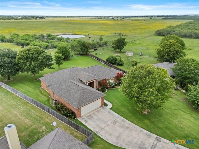 170 Castle Breeze Drive, Seguin, TX 78155