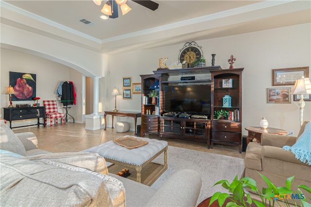 170 Castle Breeze Drive, Seguin, TX 78155