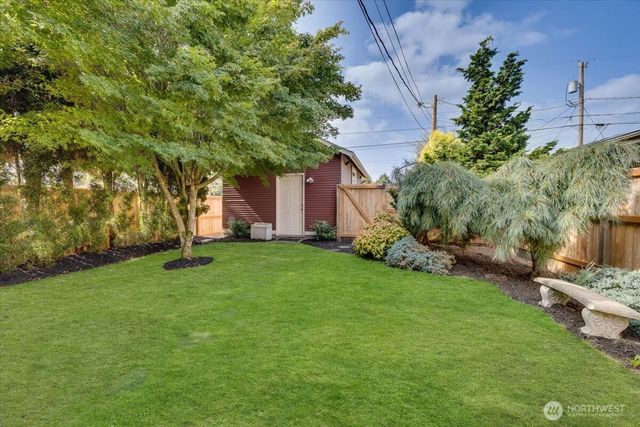 2020 Lombard Avenue, Everett, WA 98201