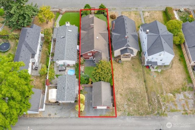 2020 Lombard Avenue, Everett, WA 98201