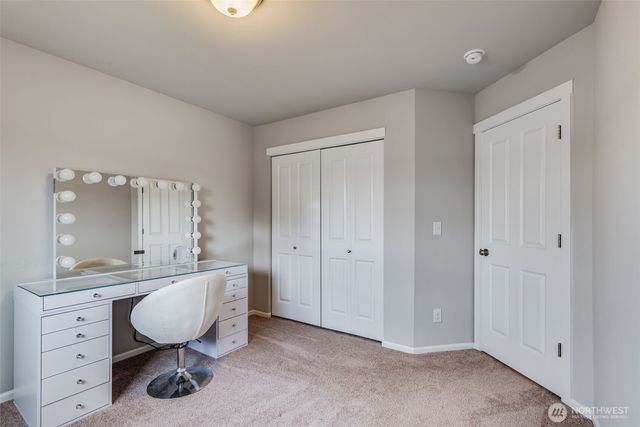 18806 106th Avenue Ct E, Puyallup, WA 98374