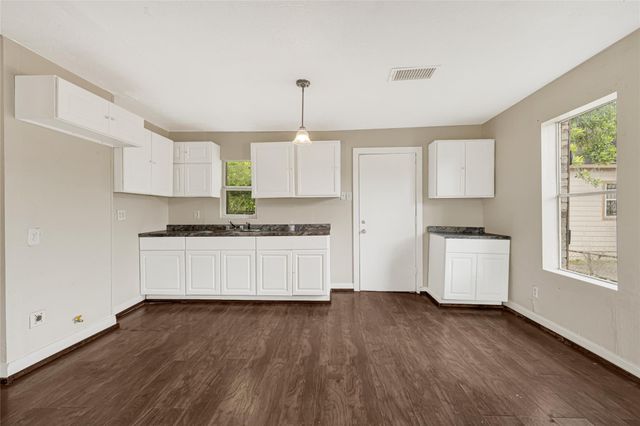 7526 Bywood Street, Houston, TX 77028