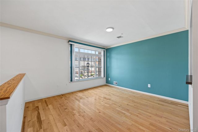 123 Heron Lane 454, Bronx, NY 10473