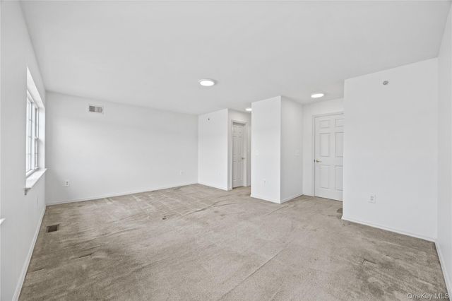 123 Heron Lane 454, Bronx, NY 10473