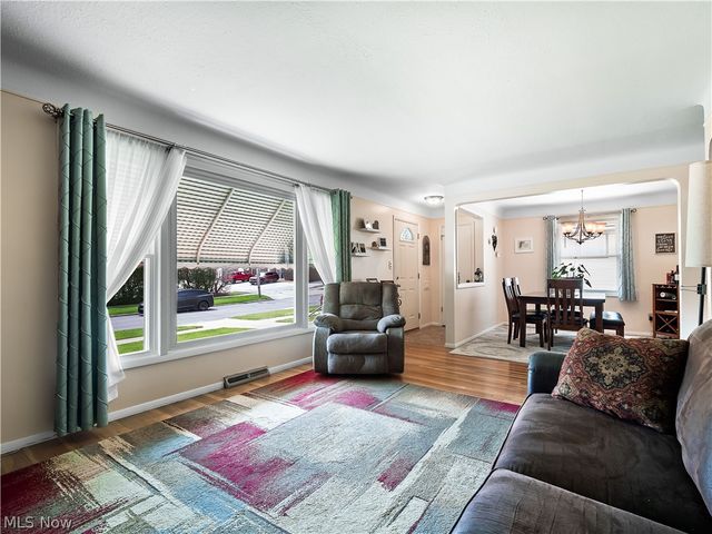 12305 Eastwood Boulevard, Garfield Heights, OH 44125