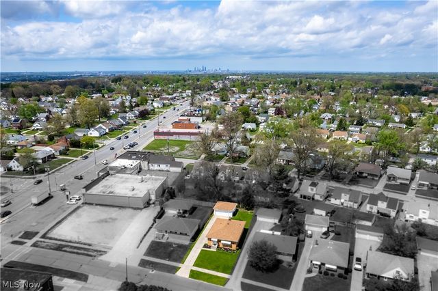 12305 Eastwood Boulevard, Garfield Heights, OH 44125