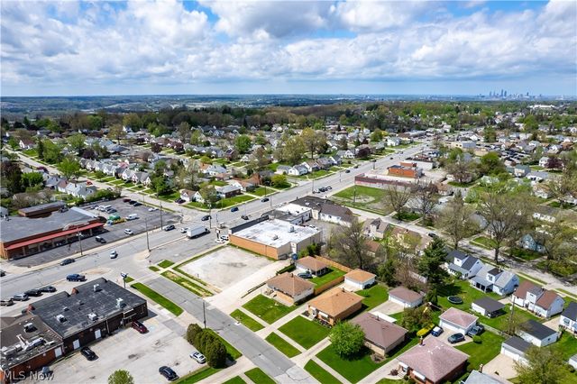 12305 Eastwood Boulevard, Garfield Heights, OH 44125