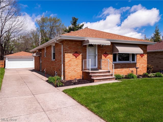 12305 Eastwood Boulevard, Garfield Heights, OH 44125
