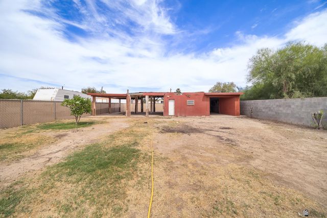 901 S Palm Ave, Yuma, AZ 85364