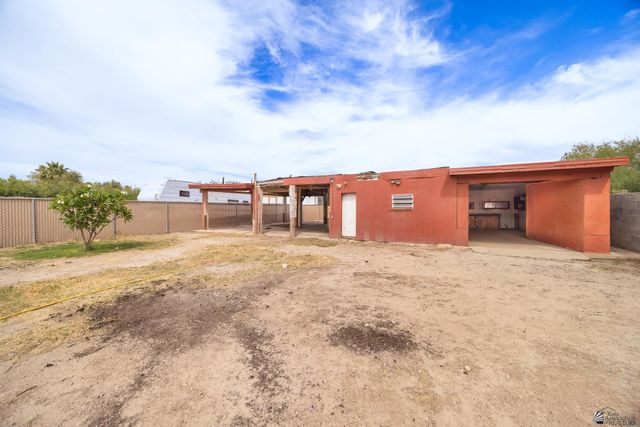 901 S Palm Ave, Yuma, AZ 85364