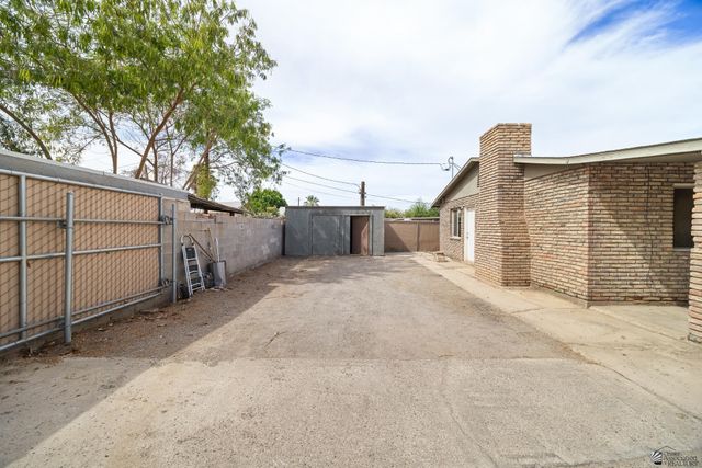 901 S Palm Ave, Yuma, AZ 85364