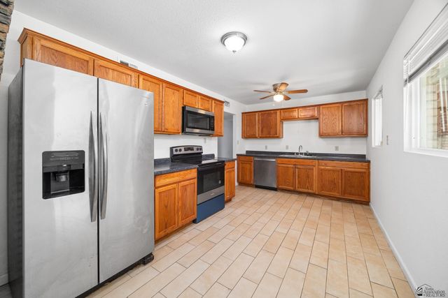 901 S Palm Ave, Yuma, AZ 85364