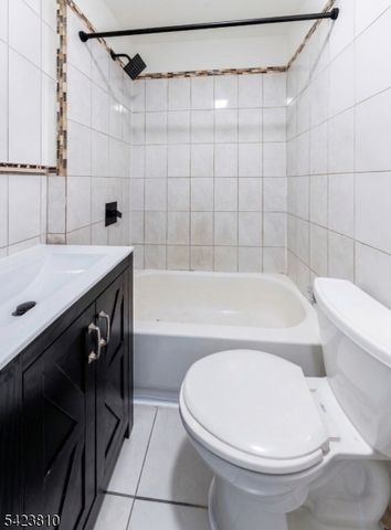 76 N 4Th St, Paterson City, NJ 07522