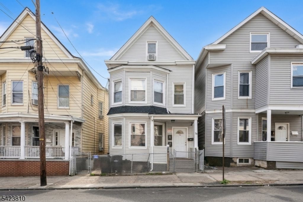 76 N 4Th St, Paterson City, NJ 07522