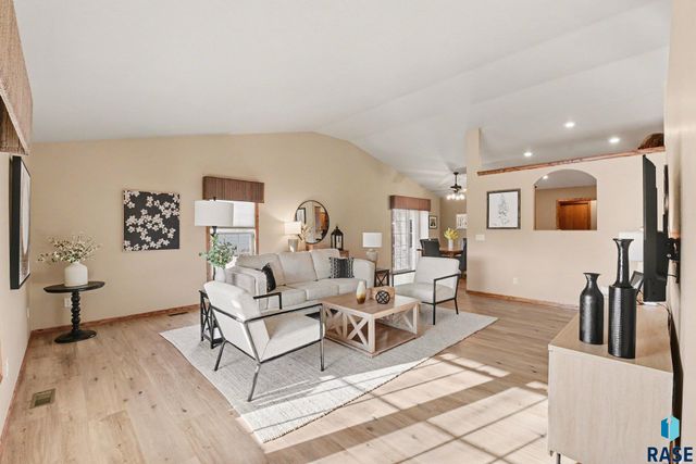 501 Pasque Flower Trl Trail, Brandon, SD 57005