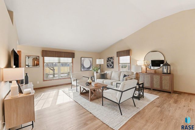 501 Pasque Flower Trl Trail, Brandon, SD 57005