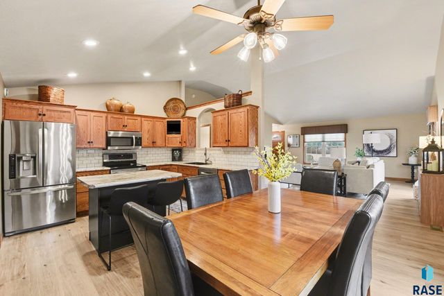 501 Pasque Flower Trl Trail, Brandon, SD 57005