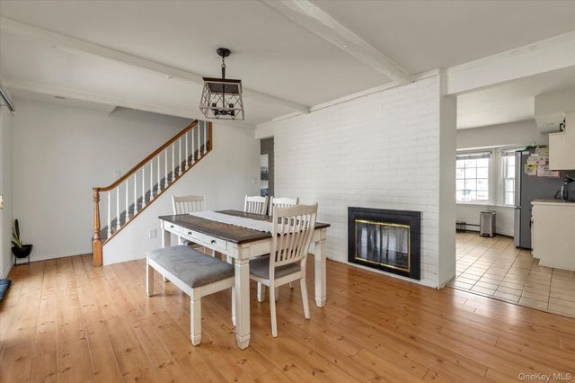 32 Return Lane, Levittown, NY 11756