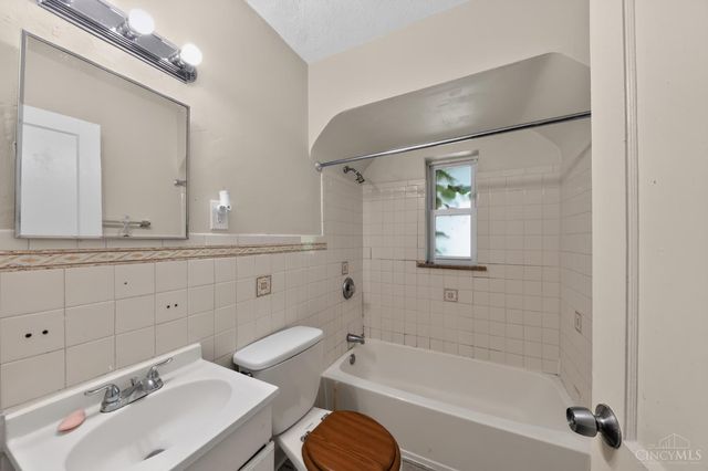 5804 Argus Road, Cincinnati, OH 45224