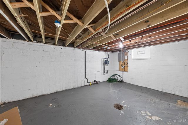 5804 Argus Road, Cincinnati, OH 45224