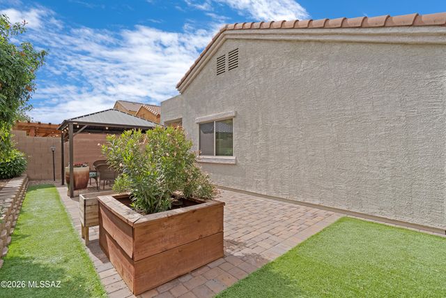 8784 N Norway Spruce Road, Tucson, AZ 85743