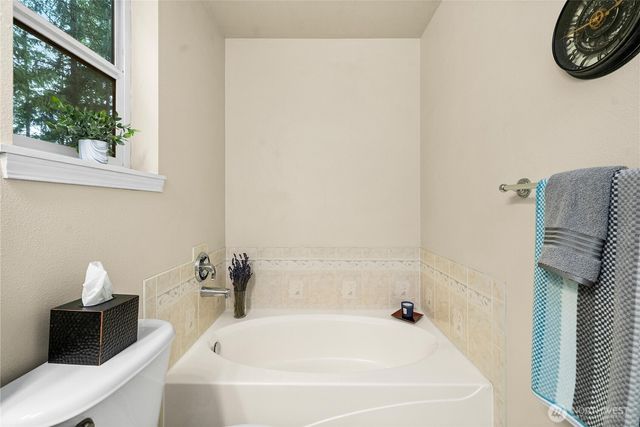 17637 Clear Lake Boulevard SE, Yelm, WA 98597