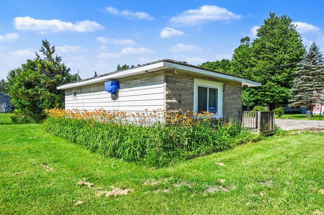101 Millburg Drive, Bainbridge Twp, MI 49022