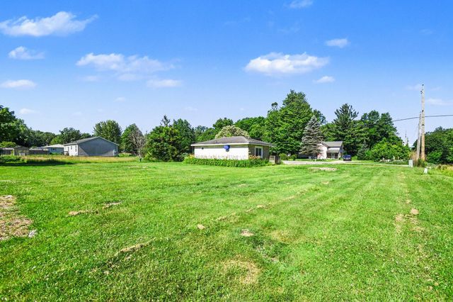 101 Millburg Drive, Bainbridge Twp, MI 49022