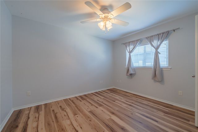 132 Pecan Harbor St, Rockport, TX 78382