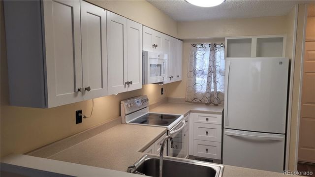 412 Wright Street 104, Lakewood, CO 80228