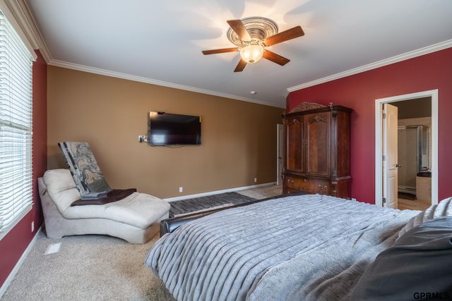 18010 Dewey Circle, Elkhorn, NE 68022