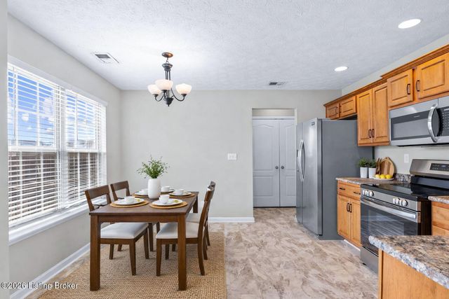 514 Hill Terrace Dr, Mt Washington, KY 40047