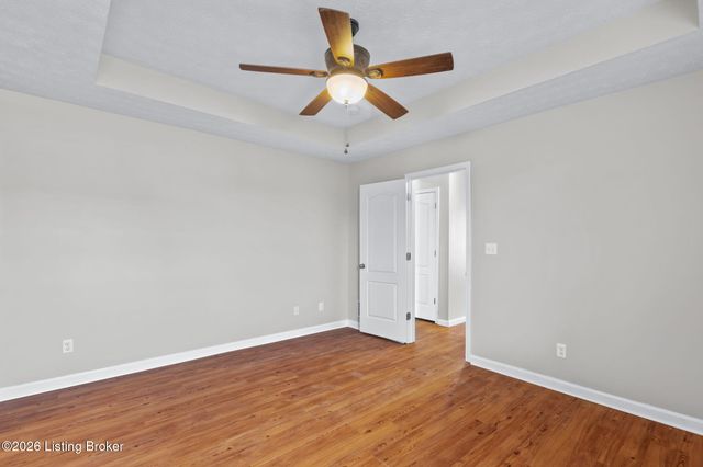 514 Hill Terrace Dr, Mt Washington, KY 40047