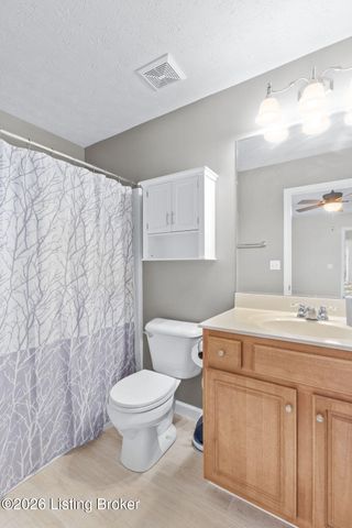 514 Hill Terrace Dr, Mt Washington, KY 40047