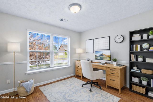 514 Hill Terrace Dr, Mt Washington, KY 40047