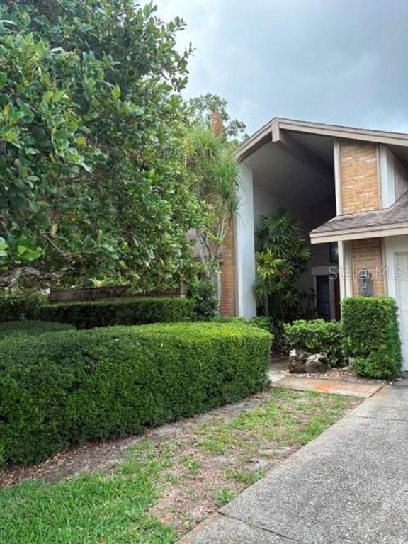 2695 BRATTLE LANE, Clearwater, FL 33761