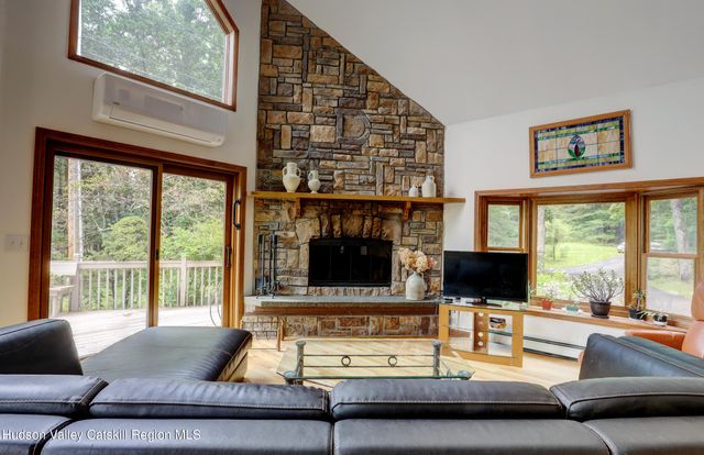 174 Ruby Road, Kingston, NY 12401