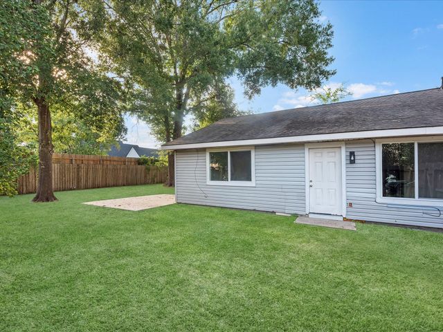 20038 Bambiwoods Drive, Humble, TX 77346